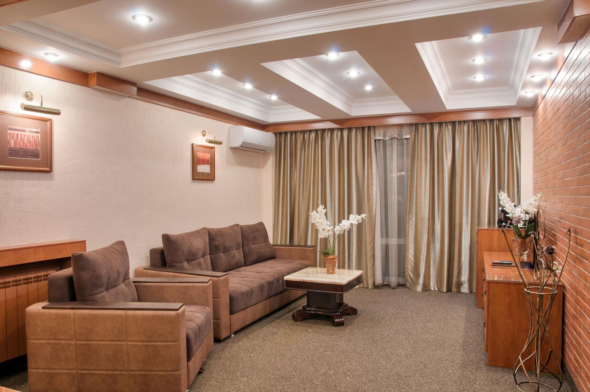 Hotel Uyut Almaty Exterior foto